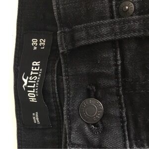 Mens ripped black jeans W 30, L 32